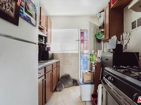 623 E 87th Street, Los Angeles CA 90002