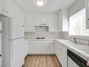 3735 Mentone Avenue, Los Angeles CA 90034