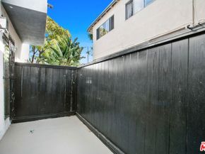 3735 Mentone Avenue, Los Angeles CA 90034