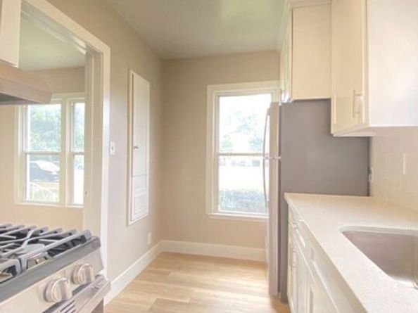 2620 S Barrington Avenue, Los Angeles CA 90064