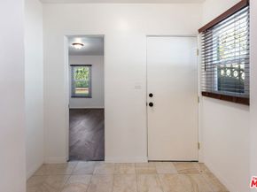 12041 Hartsook Street, Valley Village CA 91607