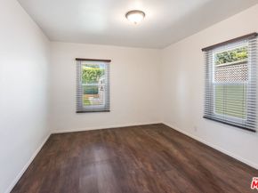 12041 Hartsook Street, Valley Village CA 91607
