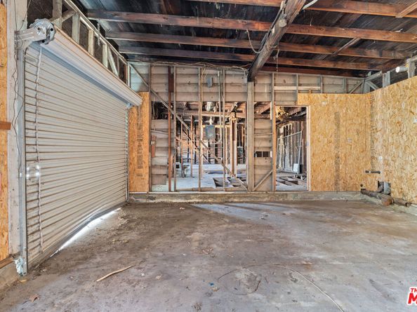 3051 N Coolidge Avenue, Los Angeles CA 90039