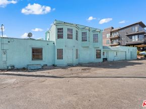 3051 N Coolidge Avenue, Los Angeles CA 90039