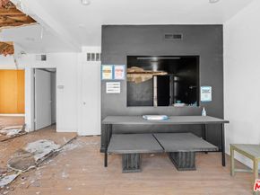 3051 N Coolidge Avenue, Los Angeles CA 90039