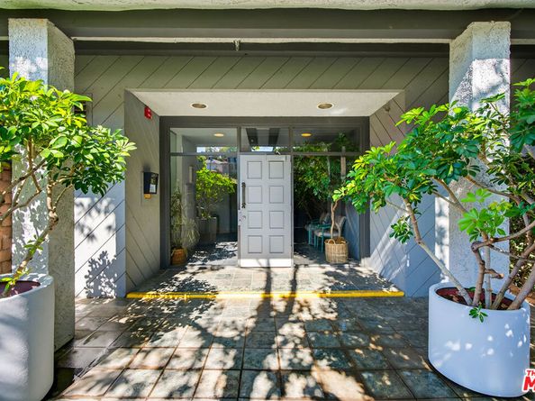 1920 Pandora Avenue 3, Los Angeles CA 90025