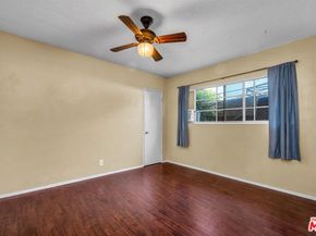 1050 N Laurel Avenue, West Hollywood CA 90046