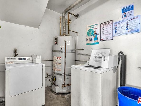 1050 N Laurel Avenue, West Hollywood CA 90046