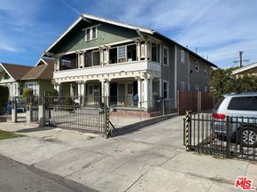 239 W 43rd Street, Los Angeles CA 90037
