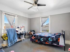 239 W 43rd Street, Los Angeles CA 90037