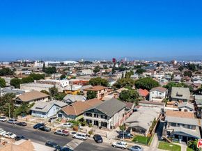 239 W 43rd Street, Los Angeles CA 90037