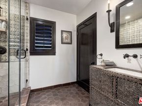 1927 N Normandie Avenue, Los Angeles CA 90027