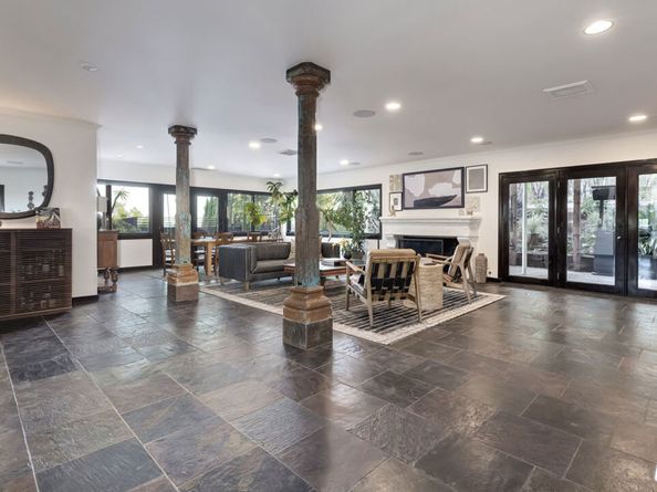 1927 N Normandie Avenue, Los Angeles CA 90027