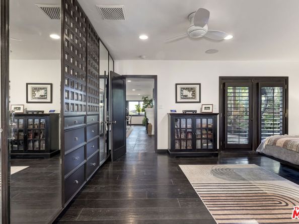 1927 N Normandie Avenue, Los Angeles CA 90027