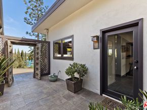 1927 N Normandie Avenue, Los Angeles CA 90027