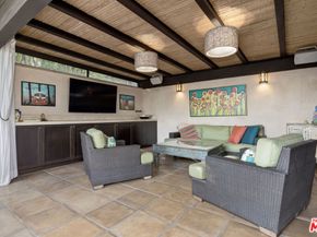 1927 N Normandie Avenue, Los Angeles CA 90027