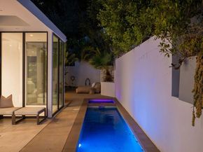 1516 Forest Knoll Drive, West Hollywood CA 90069