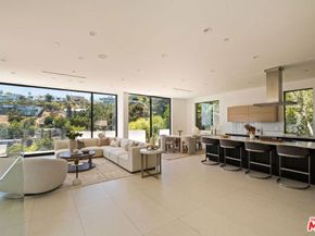 1516 Forest Knoll Drive, West Hollywood CA 90069