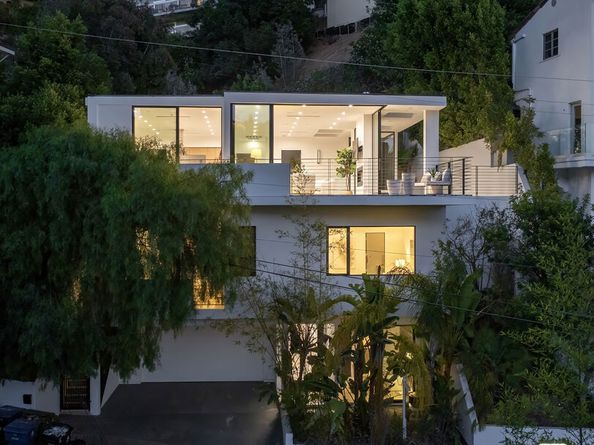 1516 Forest Knoll Drive, West Hollywood CA 90069