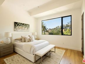 1516 Forest Knoll Drive, West Hollywood CA 90069
