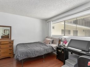 3734 S Canfield Avenue 109, Los Angeles CA 90034