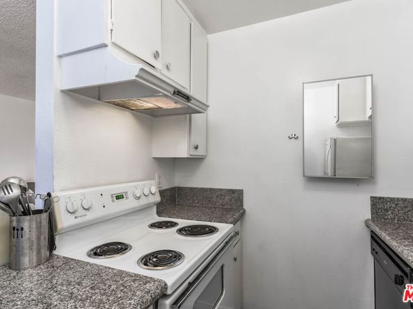 3734 S Canfield Avenue 109, Los Angeles CA 90034