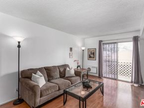 3734 S Canfield Avenue 109, Los Angeles CA 90034