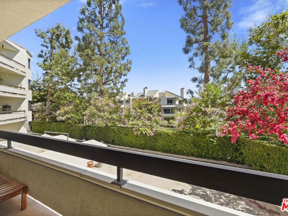 2102 Century Park Lane 210, Los Angeles CA 90067
