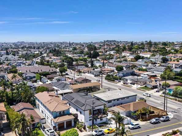 1902 Gates Avenue, Redondo Beach CA 90278