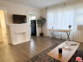 1109 E 1st Street 11, Long Beach CA 90802