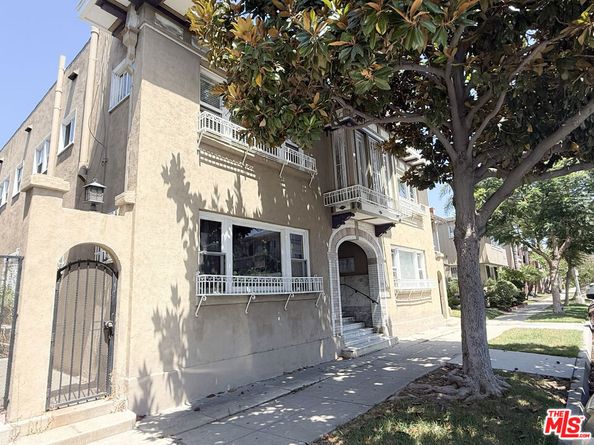 1109 E 1st Street 11, Long Beach CA 90802