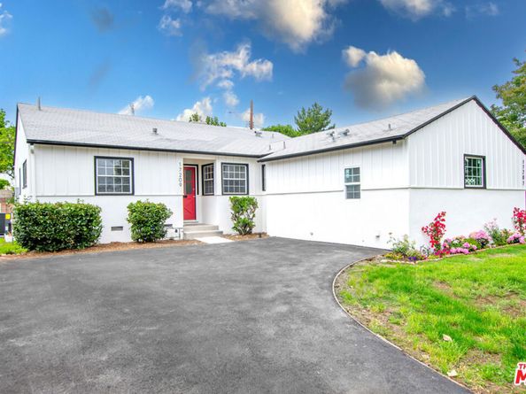 17209 Stagg Street, Van Nuys CA 91406