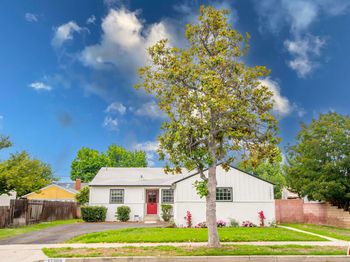 17209 Stagg Street