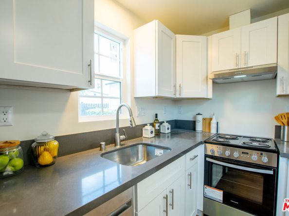 17209 Stagg Street, Van Nuys CA 91406