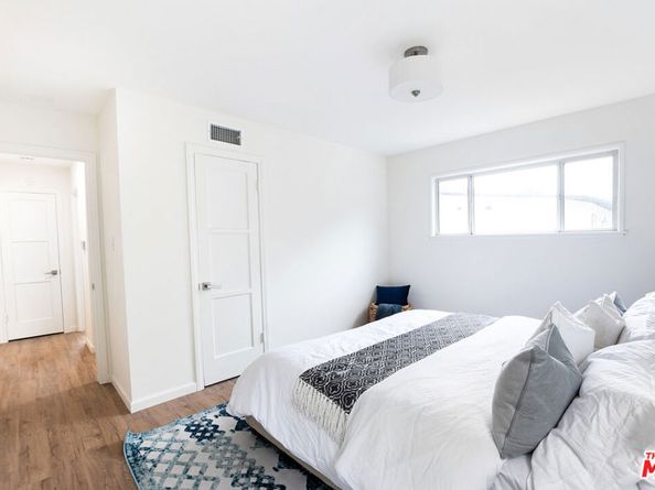 17209 Stagg Street, Van Nuys CA 91406