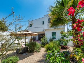 6017 W 75th Street, Los Angeles CA 90045