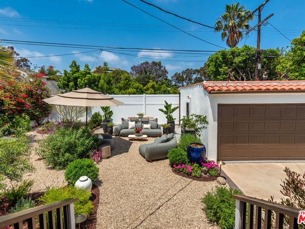 6017 W 75th Street, Los Angeles CA 90045
