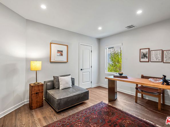 6017 W 75th Street, Los Angeles CA 90045