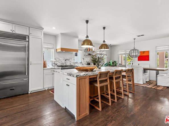 6017 W 75th Street, Los Angeles CA 90045