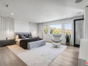 20472 W Windsor Lane, Porter Ranch CA 91326