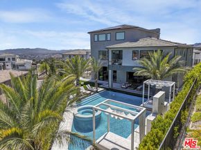 20472 W Windsor Lane, Porter Ranch CA 91326
