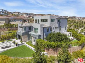 20472 W Windsor Lane, Porter Ranch CA 91326