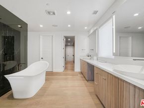 20472 W Windsor Lane, Porter Ranch CA 91326