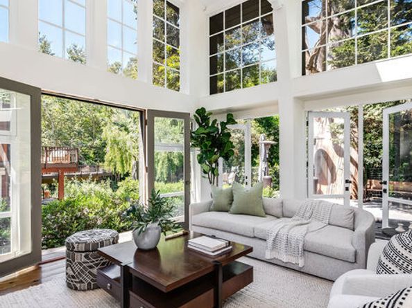 681 Brooktree Road, Santa Monica CA 90402