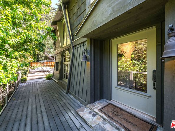 681 Brooktree Road, Santa Monica CA 90402