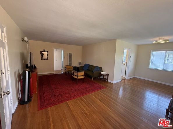 5637 Corbett Street, Los Angeles CA 90016