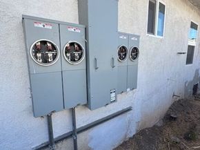 1526 W 105th Street, Los Angeles CA 90047