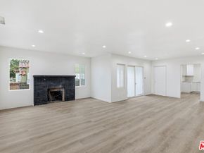 1526 W 105th Street, Los Angeles CA 90047