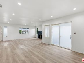 1526 W 105th Street, Los Angeles CA 90047