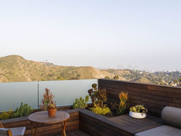 3306 Deronda Drive, Los Angeles CA 90068